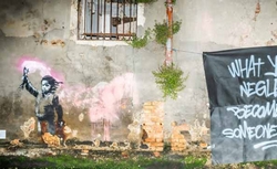 Pepper’s Ghost salva l’opera di Banksy “Migrant Child”